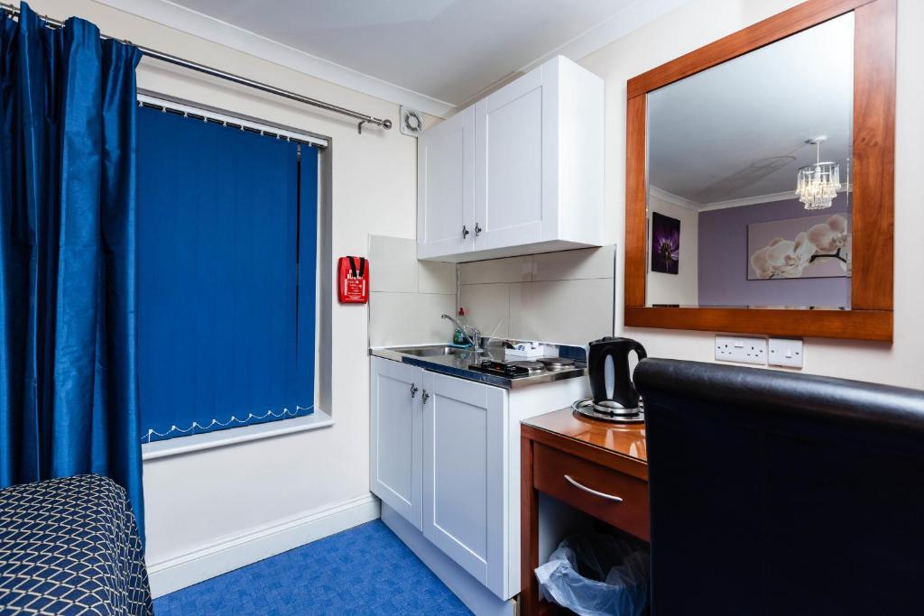 Luton Hotel Residence מראה חיצוני תמונה