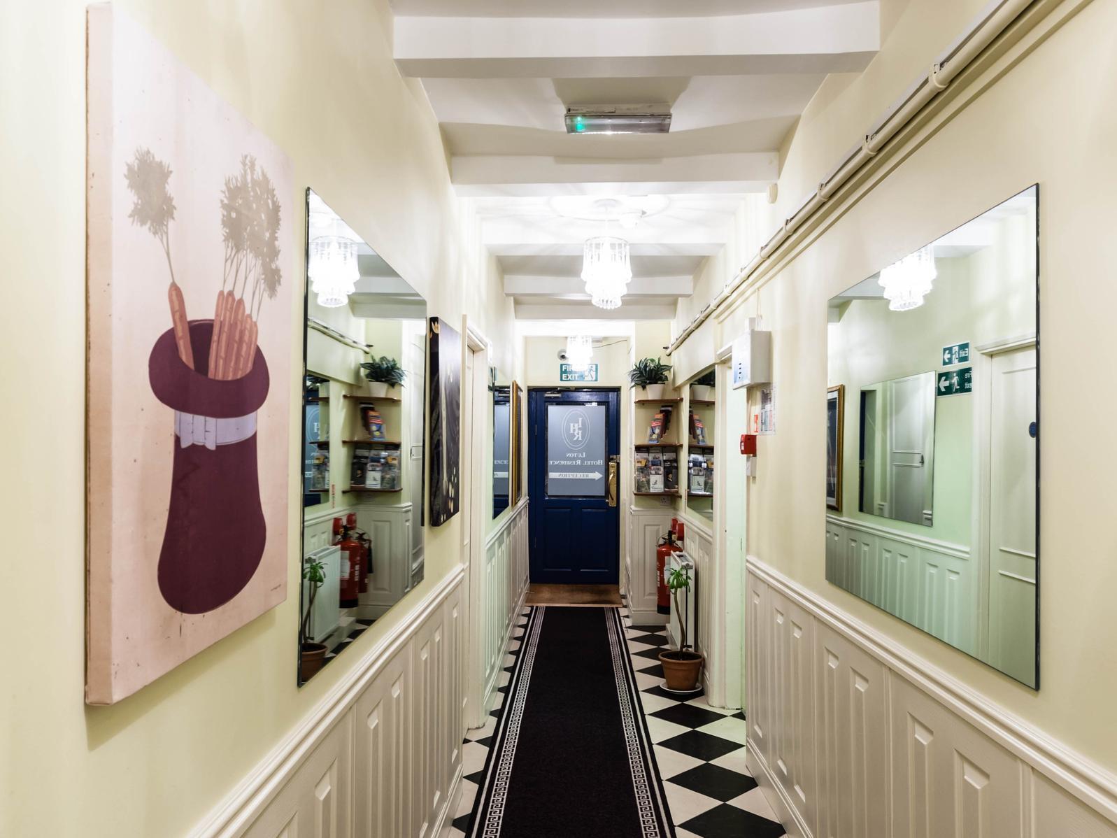Luton Hotel Residence מראה חיצוני תמונה