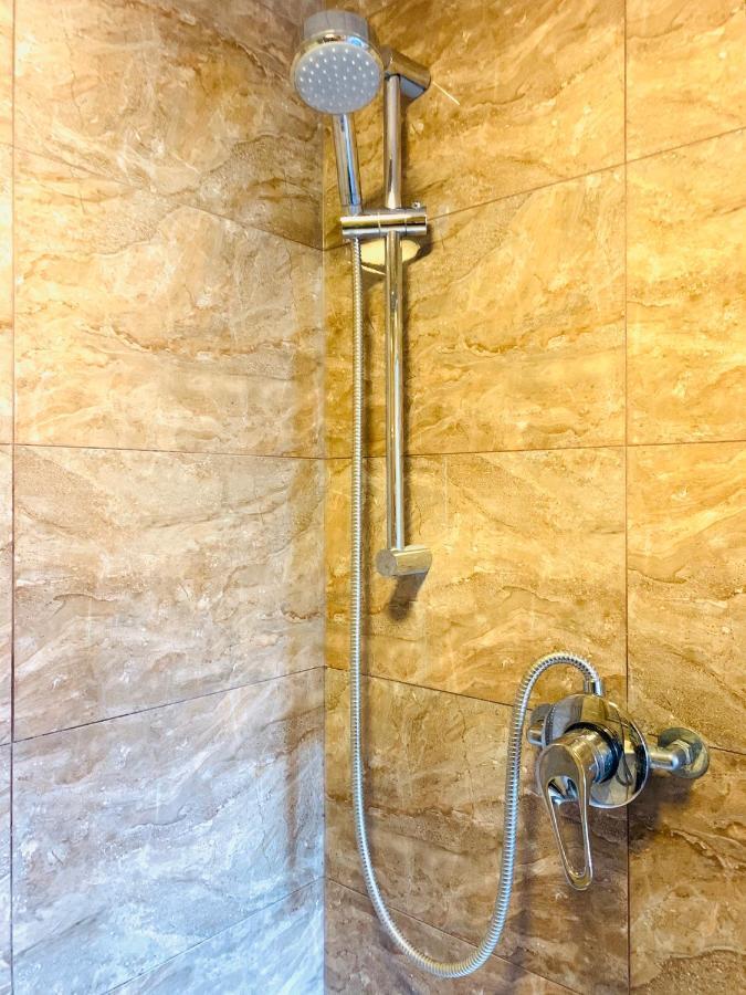Luton Hotel Residence מראה חיצוני תמונה